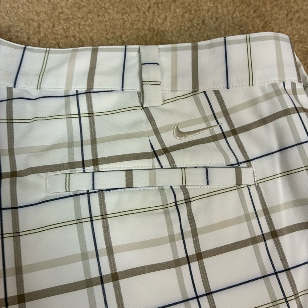 Nike Golf Dri Fit Plaid Shorts - Sz 38 - Picture 3 of 11